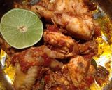 A picture of step 5 of Ayam rica rica.