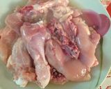 A picture of step 1 of Ayam rica rica.
