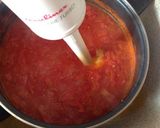 A picture of step 2 of Homemade tomato paste.