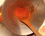 A picture of step 3 of Homemade tomato paste.