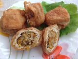 Tofu stuffed with vegetables 