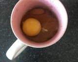 A picture of step 4 of 2 minutes chocolate cake.