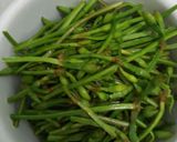 Foto langkah ke 2 dari resep Tumis genjer sambal taoco.