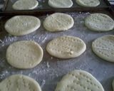 Foto langkah ke 3 dari resep PIZZA MINI SEDERHANA by Kavo Kitchen.