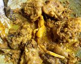 Foto langkah ke 5 dari resep Ayam Goreng Bumbu Kuning.