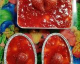 Foto langkah ke 6 dari resep Puding Strawberry Cheesecake.
