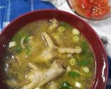 Foto langkah ke 5 dari resep Soto Ceker Kuning.