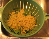 Foto del paso 12 de la receta: Salmón ahumado con ensalada de pasta y espinaca