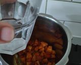 A picture of step 5 of Aaloo Rasedar😋.