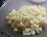 Foto del paso 3 de la receta: Puré de papas dos quesos con jamón y verdeo