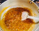 A picture of step 2 of Spicy fish curry masala.