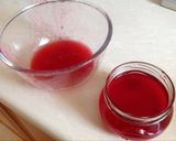 A picture of step 7 of Redcurrent jelly.
