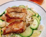 A picture of step 3 of Sautéed Zucchini and Chicken Thigh Pasta.