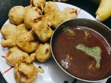 કેળા ના ભજીયા(Kela bhajiya recipe in Gujarati)