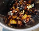 A picture of step 6 of Sweet and Spicy Pear Chutney.