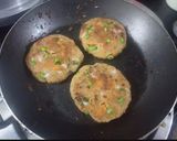 A picture of step 5 of Vegetable Aloo Tikki Burger.