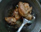 Foto langkah ke 3 dari resep Ayam Tumis Kecap Inggris.