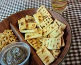 Foto del paso 5 de la receta: Galletas al hierro y dip de porotos ♨️ (゚ο゚人))