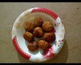 A picture of step 7 of Chicken garlic balls.