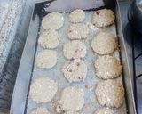 Foto del paso 9 de la receta: Galletitas de avena con frutillas y limón, naranja veganas 🌱🍓🍪
