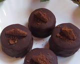 Foto del paso 5 de la receta: Alfajores Chocotorta con Masa de Chocolinas
