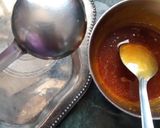 A picture of step 4 of Caramel bowl for desserts.