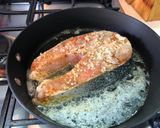 Foto del paso 4 de la receta: Posta de salmón a la sonorense