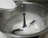 Foto del paso 7 de la receta: Bizcocho casero buenísimo para pasar una tarde en familia😍