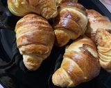 Foto del passaggio 18 della ricetta Cornetti sfogliati