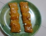 A picture of step 9 of Mango coconut burfi.