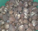 Foto langkah ke 1 dari resep Kuah asam kerang praktis.