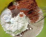 Foto langkah ke 2 dari resep Bolu Santan Kacang Aromatik.
