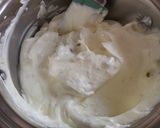 Foto langkah ke 7 dari resep Homemade Nutty Custard Ice Cream.