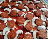 Une image de l'étape 2 de Pizza chorizo-champignons.