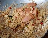 รูปขั้นตอนการทำที่ 5 ของ ข้าวผัดใบกระเพราแหนมไก่