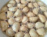 Foto langkah ke 5 dari resep Pastel Isi Abon.