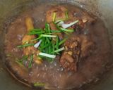 Foto langkah ke 5 dari resep Ayam kecap pedas.