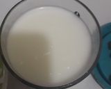 A picture of step 3 of Ijebu garri with milk.