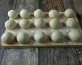 Foto langkah ke 3 dari resep Cara membuat kulit samosa tanpa mesin.