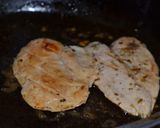 Foto del paso 2 de la receta: Sándwich de pollo con tapas de acelgas