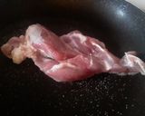 Foto del paso 5 de la receta: Arepitas🍘 con espinacas🌿, queso🧀y cerdo asado🥩.