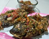 Foto langkah ke 3 dari resep Pecak Ikan Mujaer.