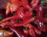 लाल मिर्चे का अचार (Lal mirche ka achar recipe in hindi) रेसिपी चरण 1 फोटो