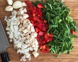 Pas rețetă Ciorbă cu legume, orez și cârnăciori 1 fotografie