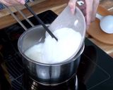 Hình bước làm 2 của món Thạch đậu nành lá dứa bổ dưỡng