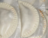 Foto del paso 3 de la receta: Empanadillas caseras de sardinas y calabacín
