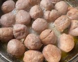 Foto del paso 5 de la receta: Albóndigas de pollo en salsa