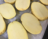 Foto del paso 1 de la receta: Patatas-pizza momia para Halloween 👻
