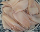 صورة لخطوة 1 من وصفة طاجين بحريات مع محشي كلمار وبطاطس🦐🦭