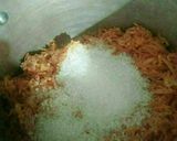A picture of step 2 of Gajar ka swadisht halwa yummy 😋.
